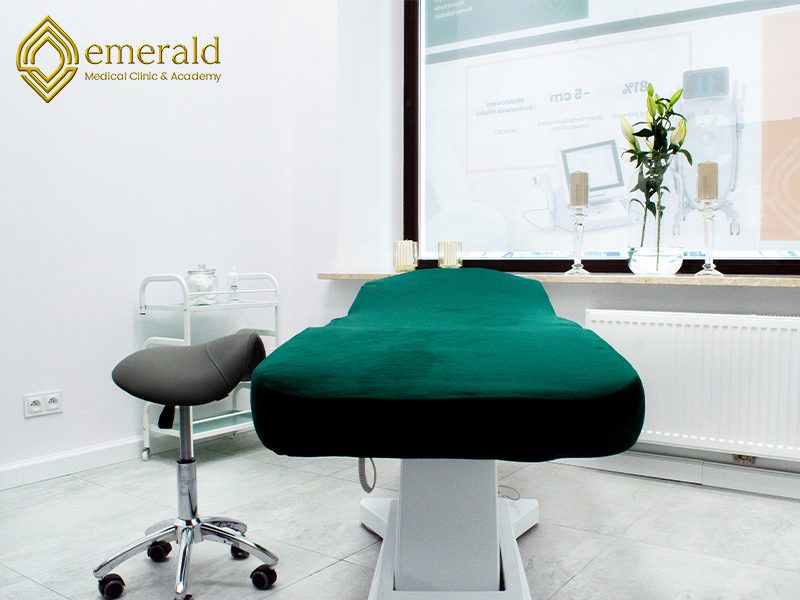 emerald10